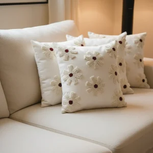 পাঞ্চ ক্র্যাফট কুশন কভার